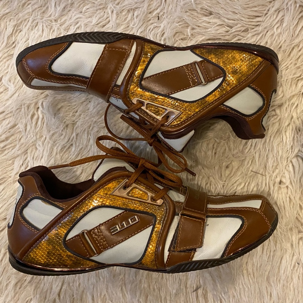 310 Men’s leather and snakeskin shoes 10.5 brown and white